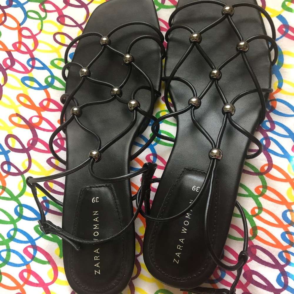 Zara‘s sandals